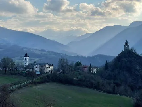 Проживание в семье L'altra Riva Rocca Corneta